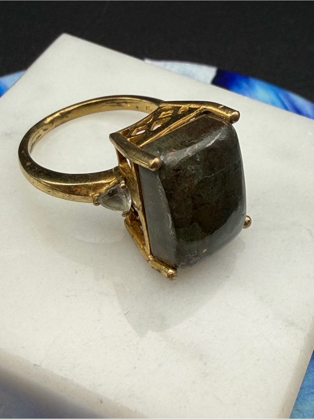 Karis semi-precious stone Gold tone Ring #703 size 8.5